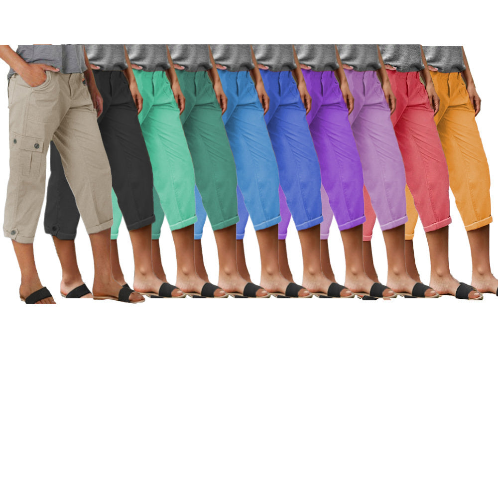 Spodnie Capri z kieszeniami i średnim stanem, zakładkami u dołu i kilkoma kieszeniami