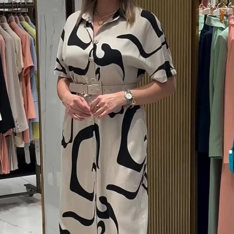 Sukienka damska z krótkim rękawem i nadrukiem