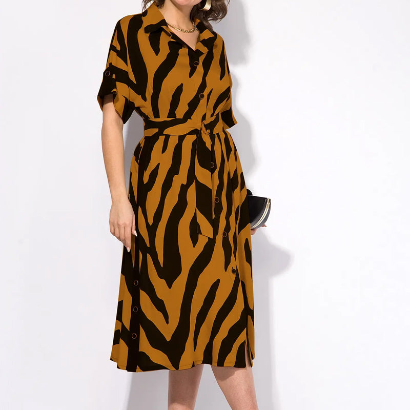 ✨🦓Sukienka z dekoltem w serek, nadrukowanymi paskami i talią